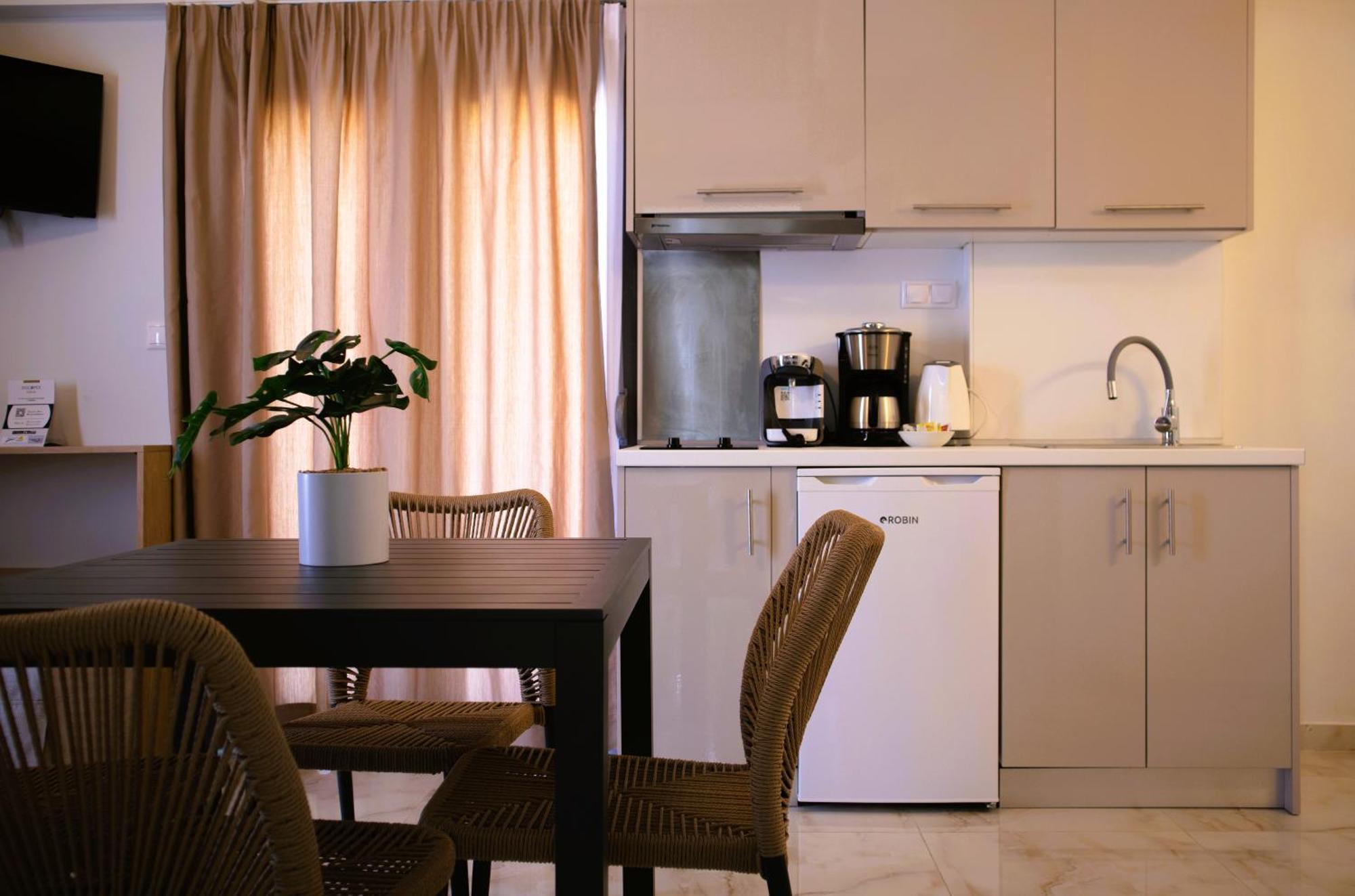 Acta Luxury Rooms ニキティ エクステリア 写真